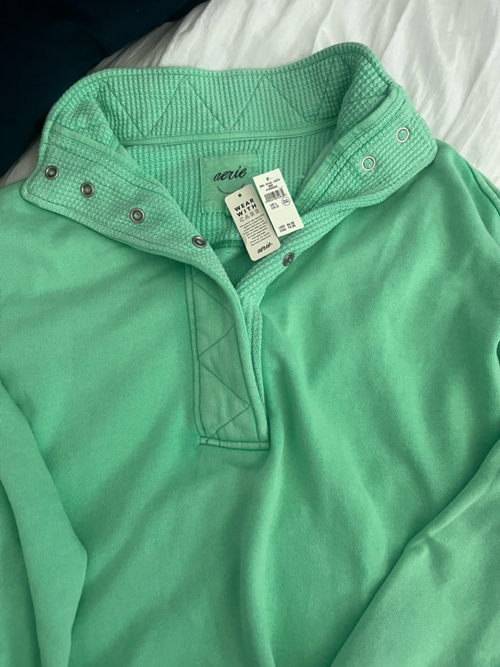 Aerie getaway quarter snap Sweatshirt NWT